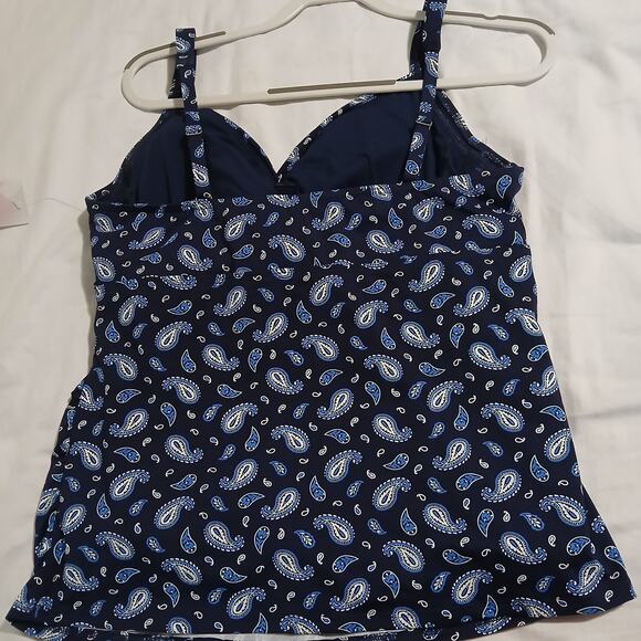 NWT Lands' End 14 Lycra xtra life swim top built in bra stay put lining navy - Picture 8 of 13